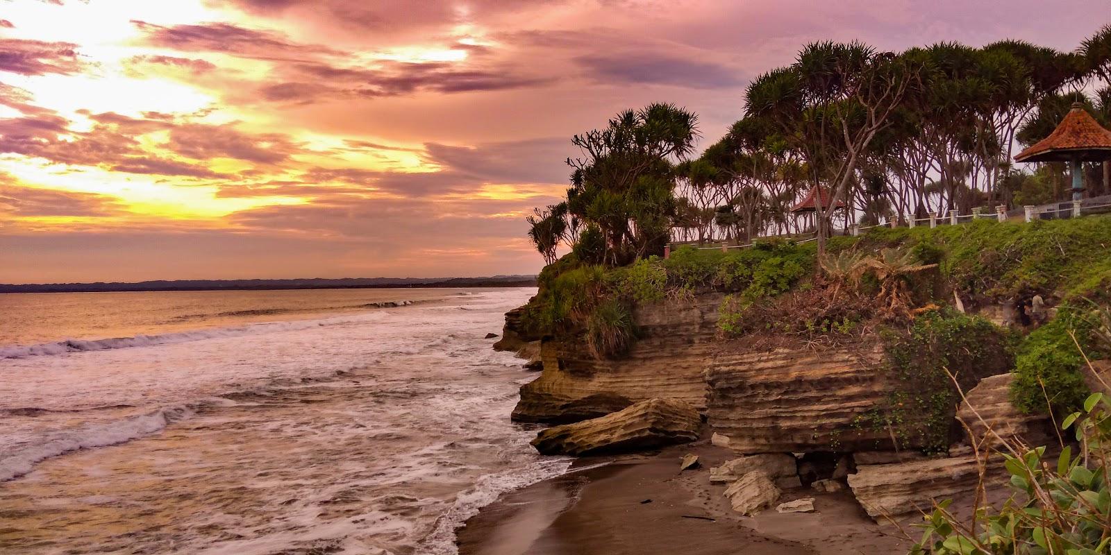 Sandee Batu Hiu Beach
