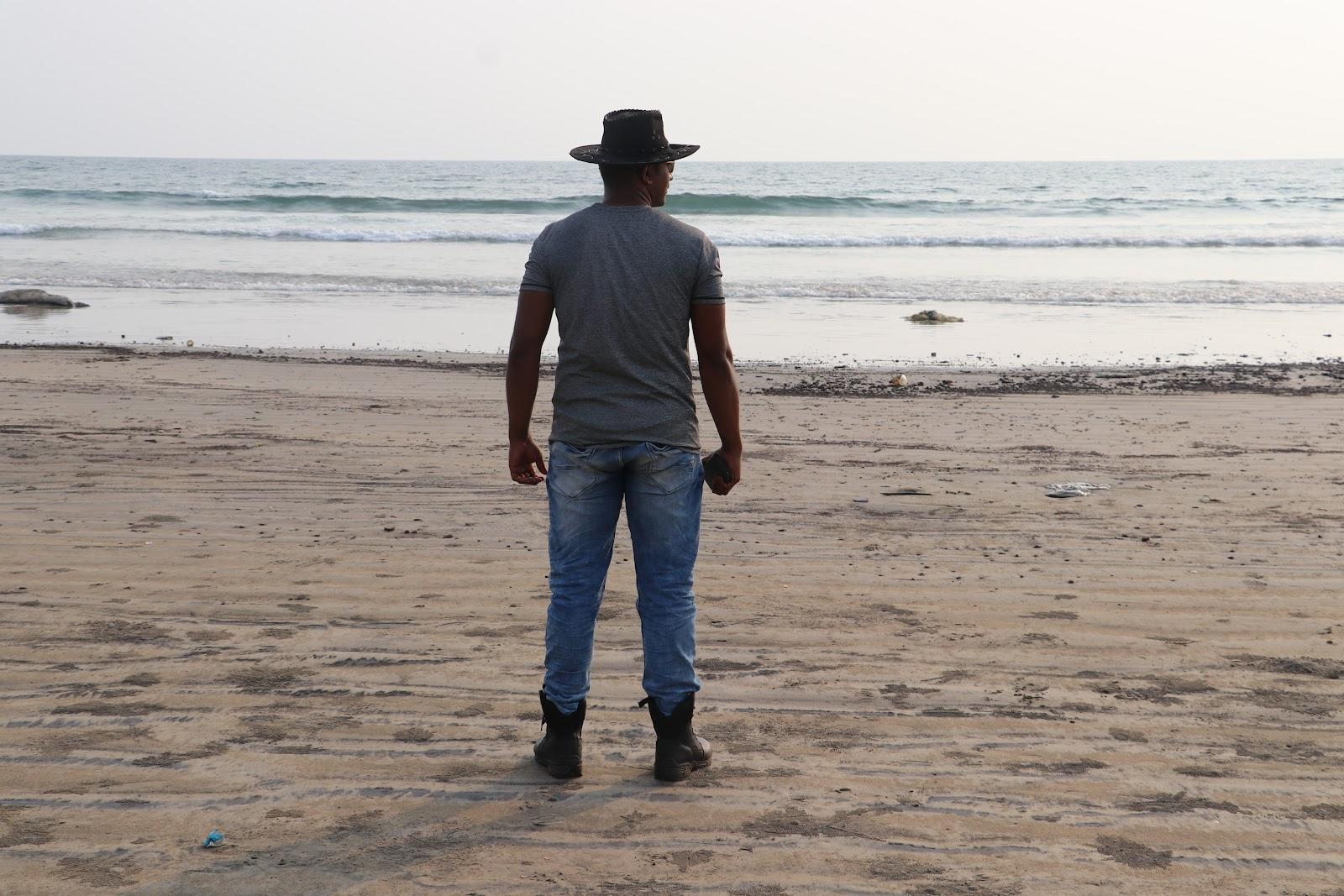 Sandee Nambo Beach