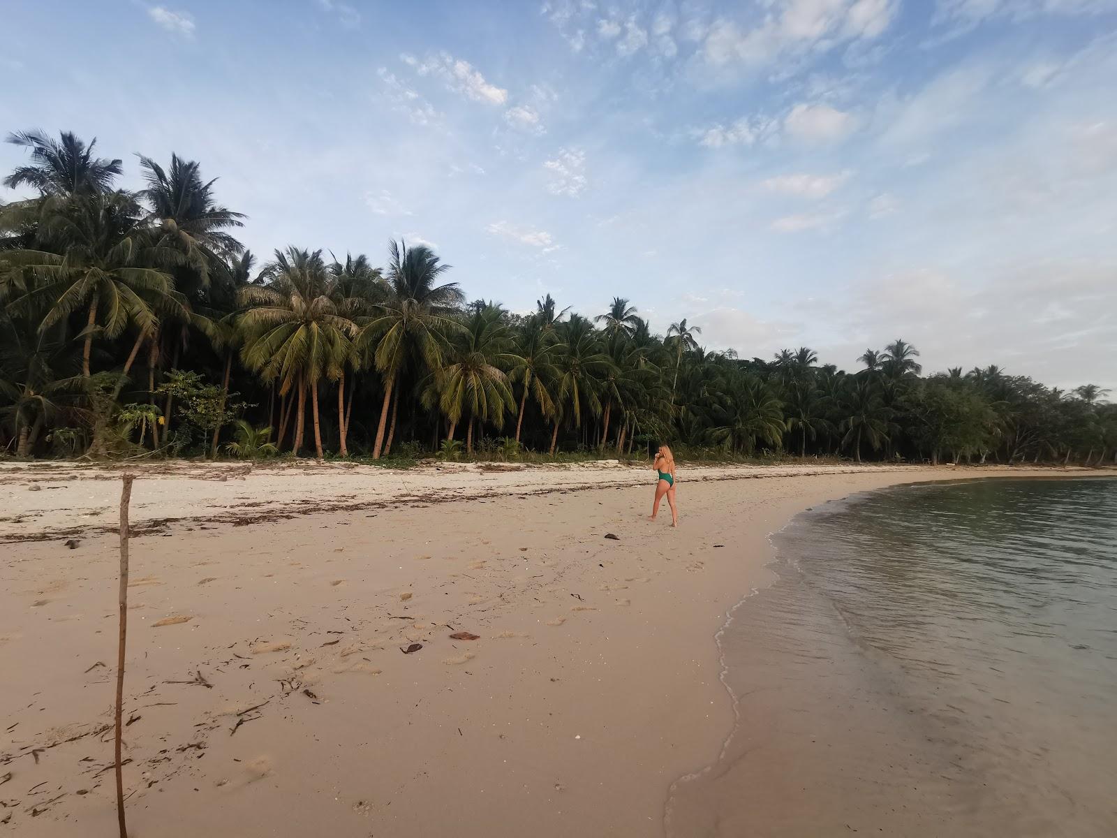 Sandee Diwaran Island