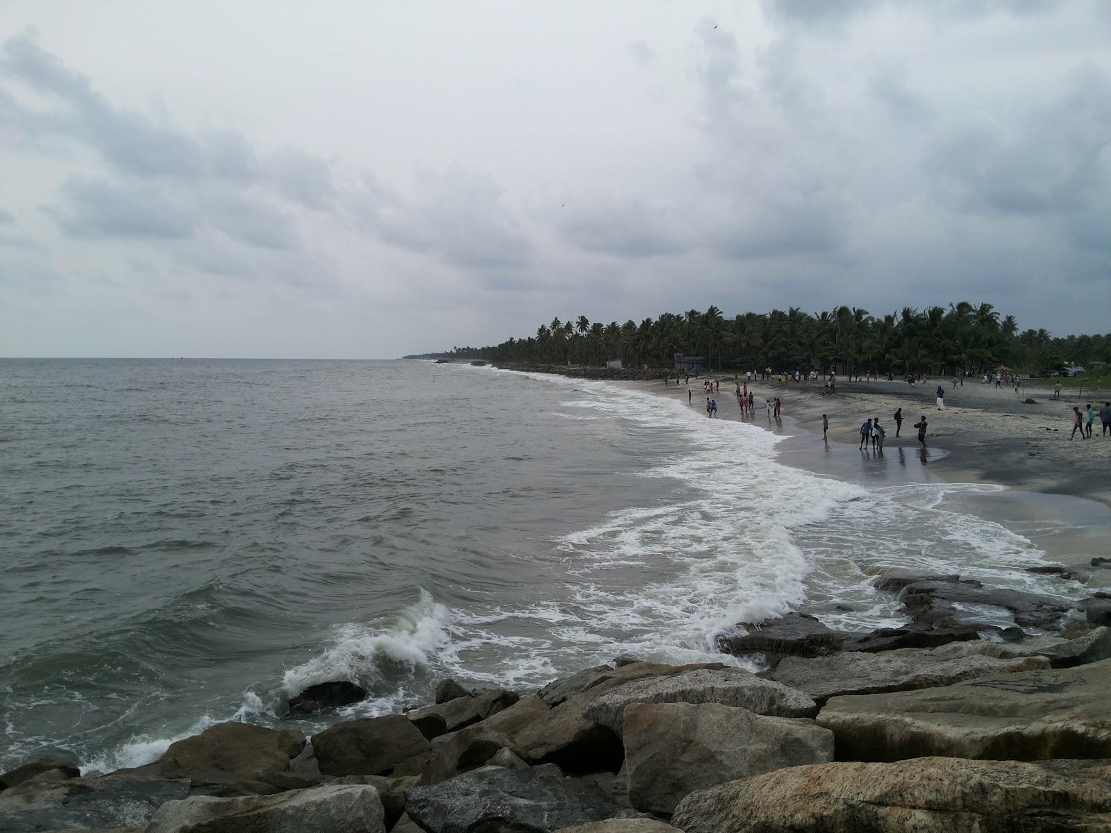 Sandee Valiazheekal Beach
