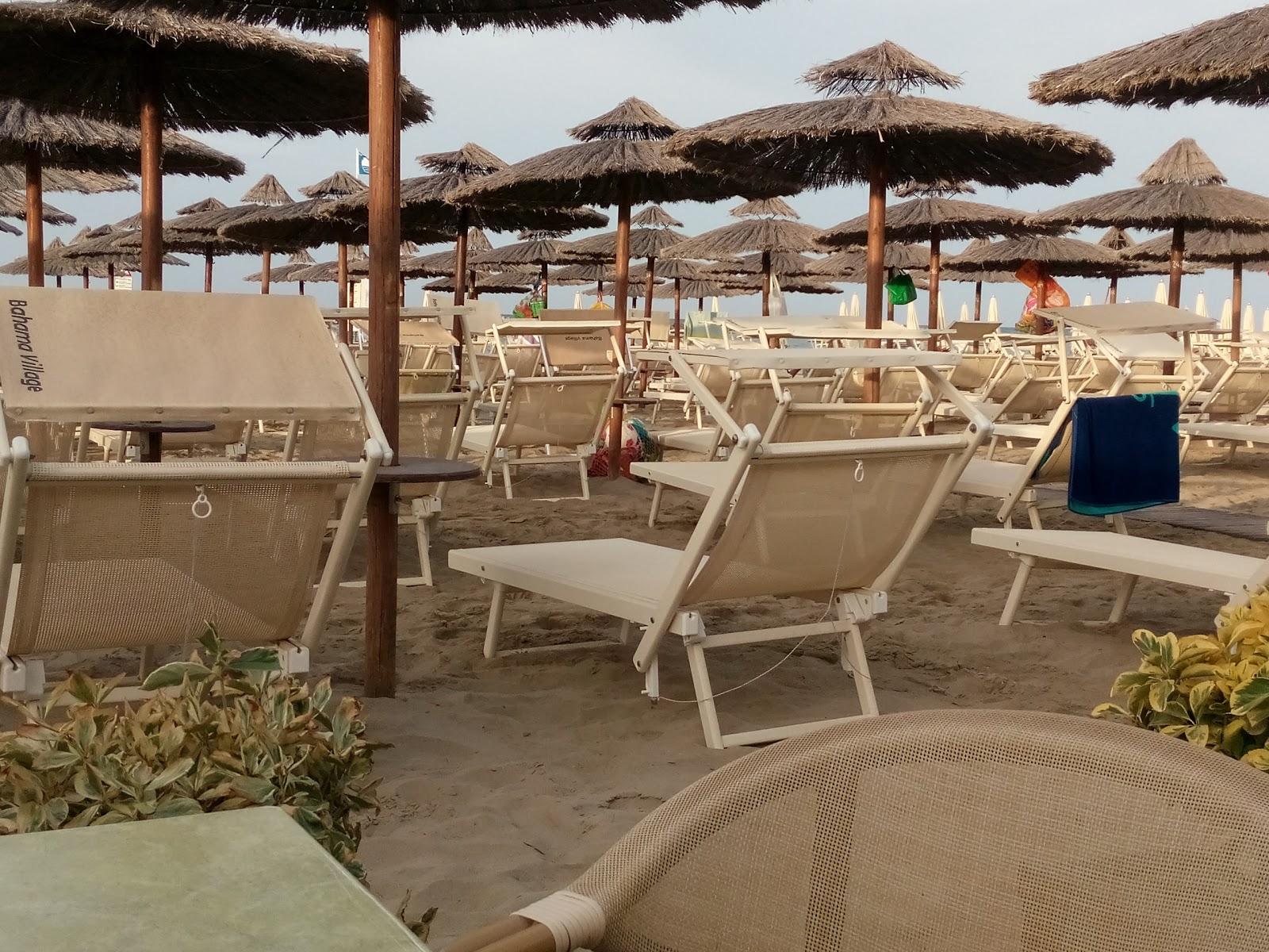 Sandee Bagno Bahama