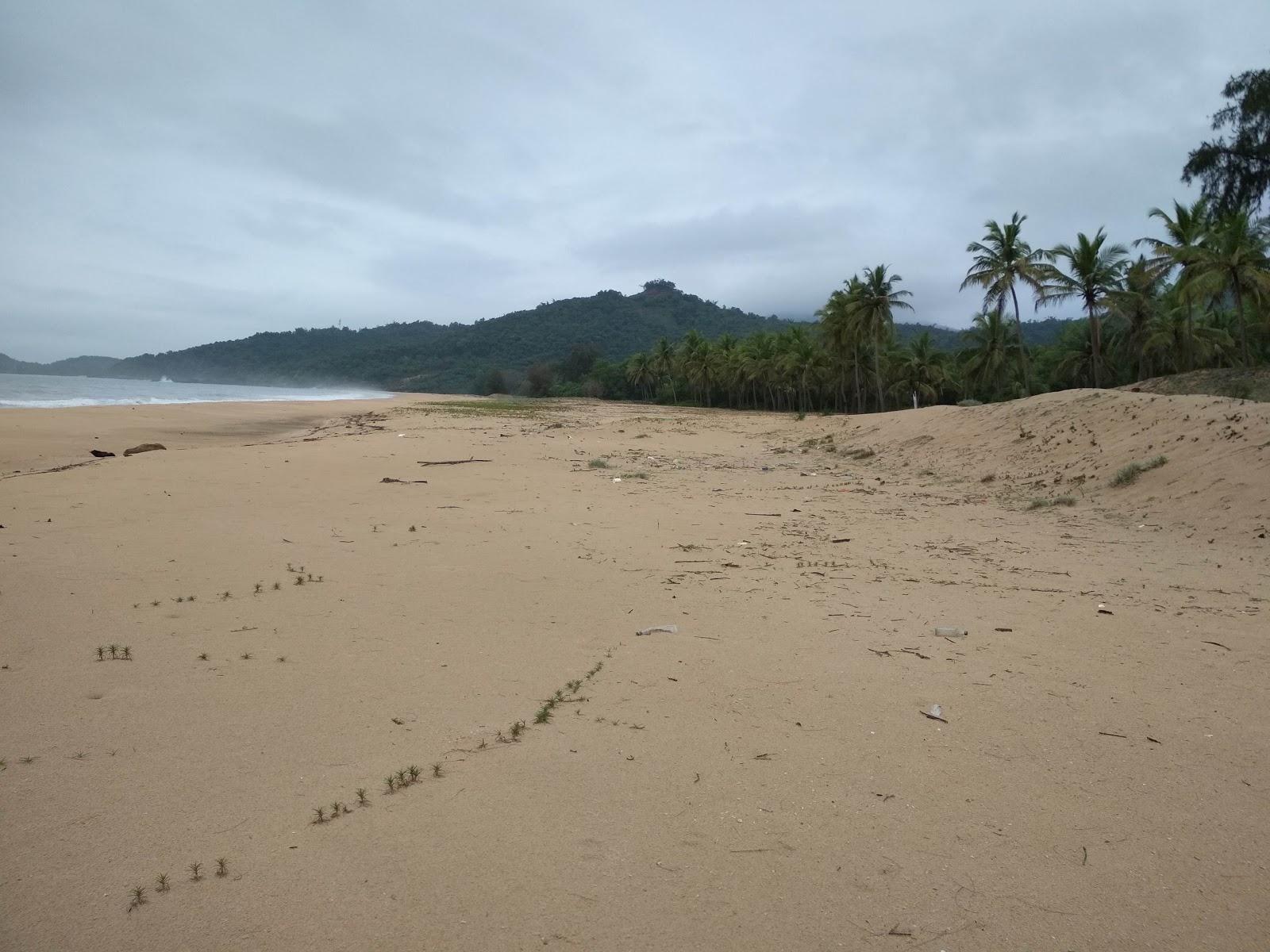 Sandee Mountain Beach