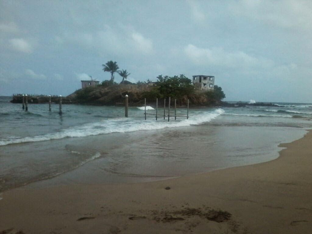 Sandee Caracolito Beach
