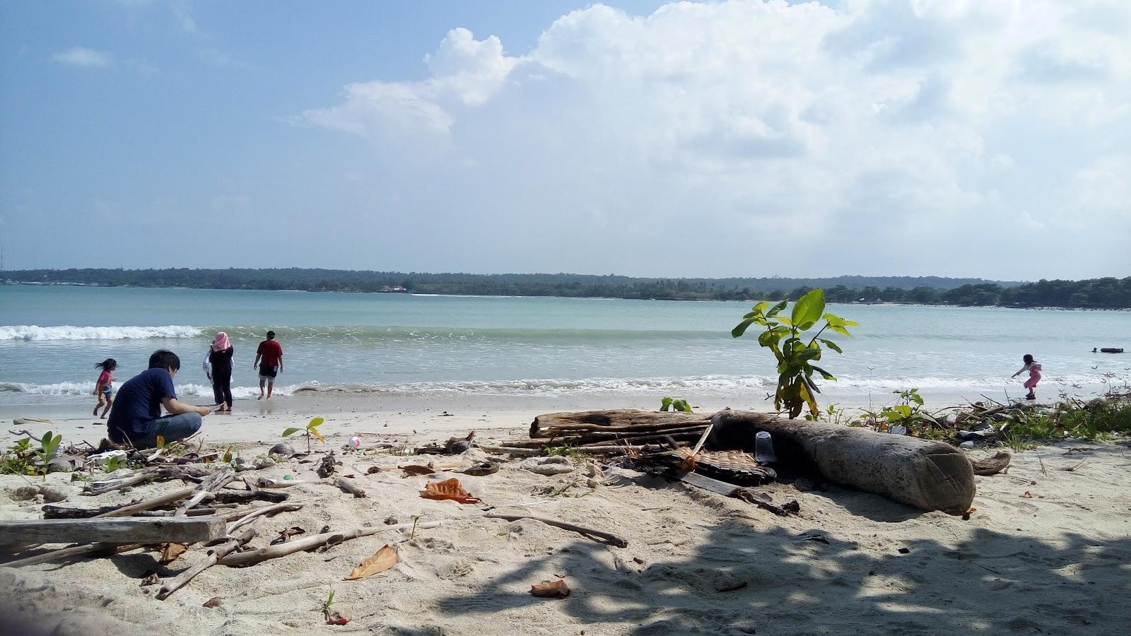 Sandee Pantai Senja Merak Belantung Kalianda