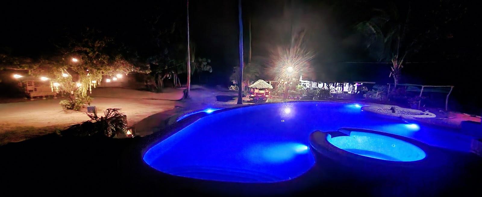Sandee Floen Beach Resort