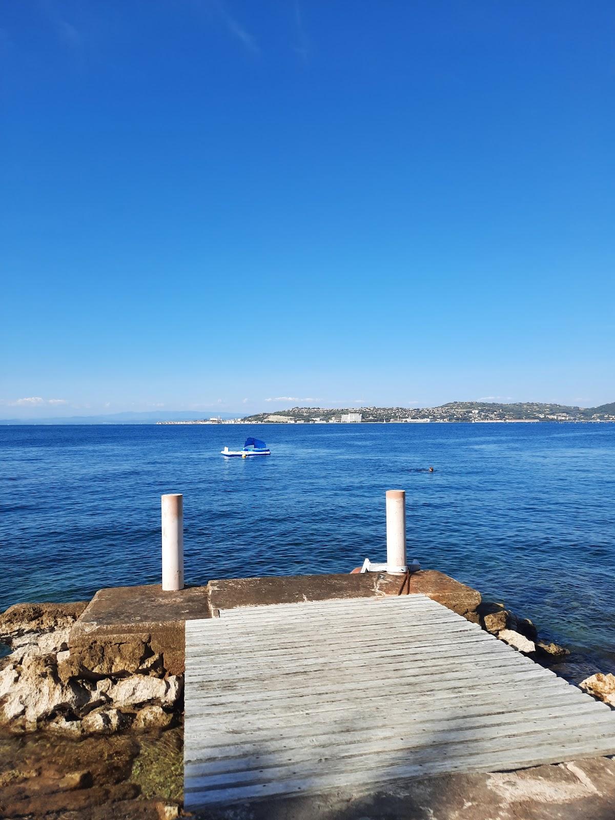 Sandee Beach Crveni Vrh