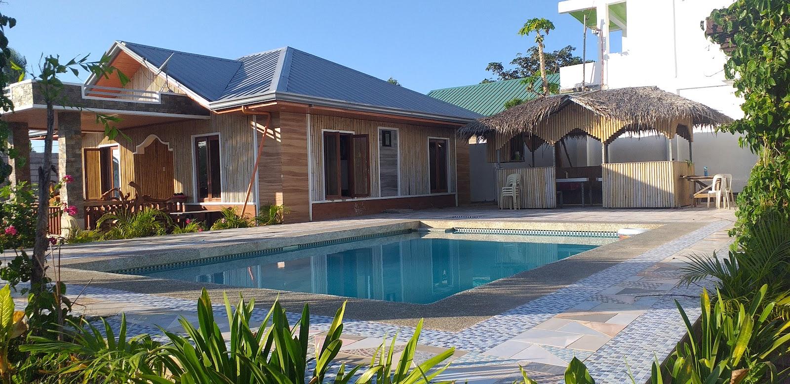 Sandee Benjie's Kubo & Cottages