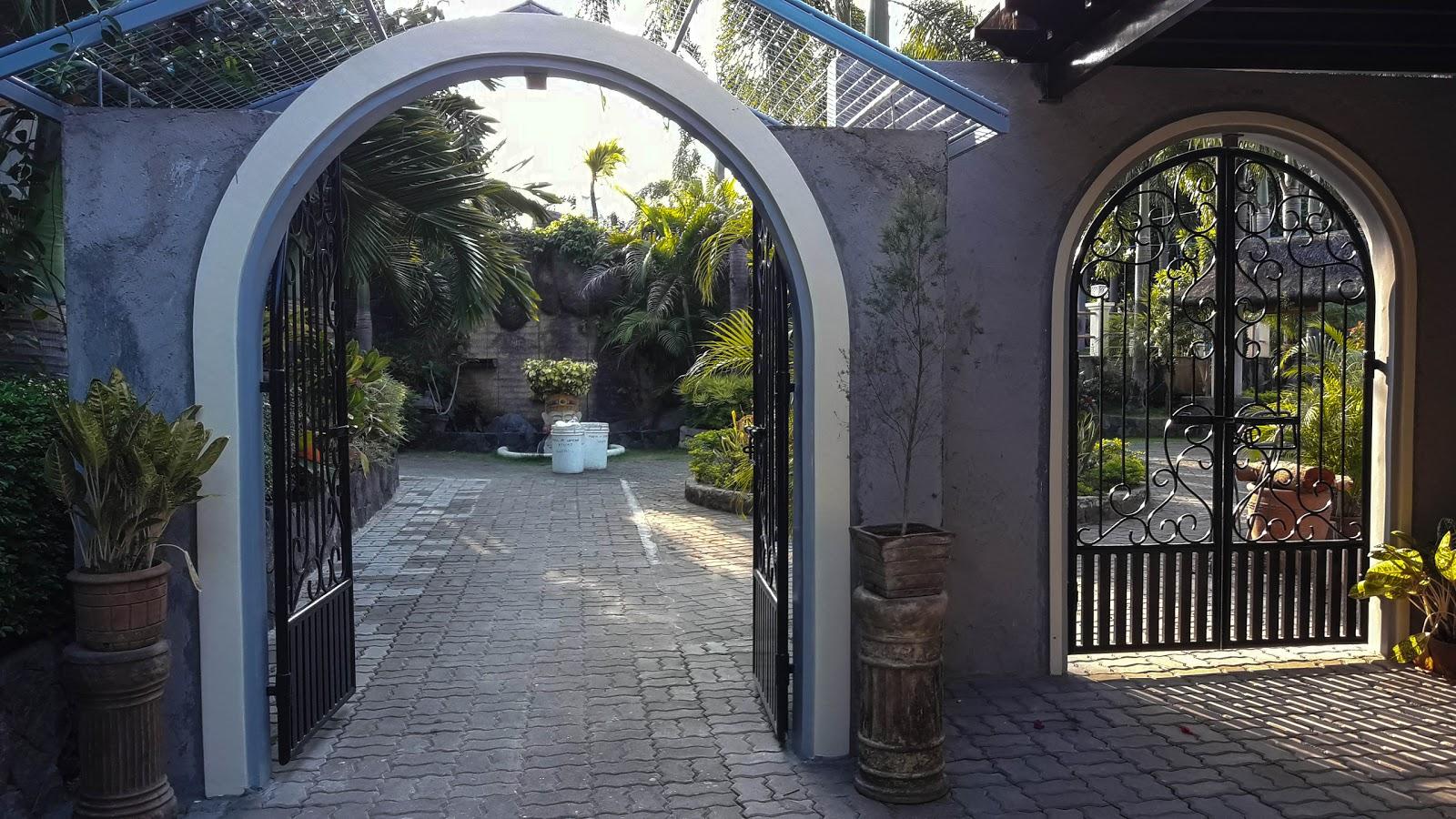 Sandee Punta De Udyong Resort