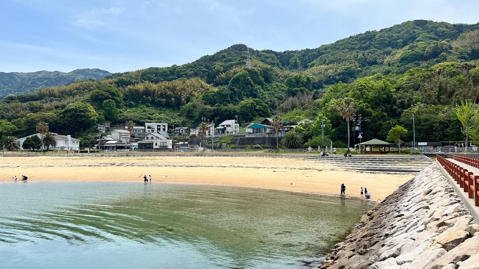 Sandee Be-Dama Beach