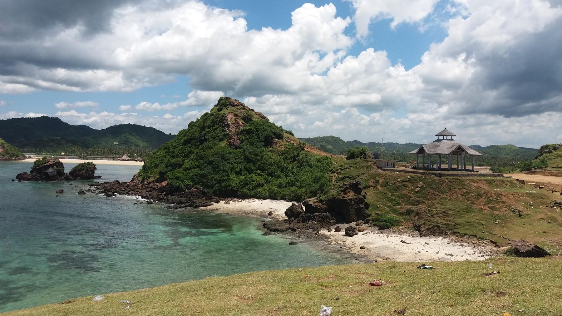 Sandee Pantai Seger Kuta Lombok