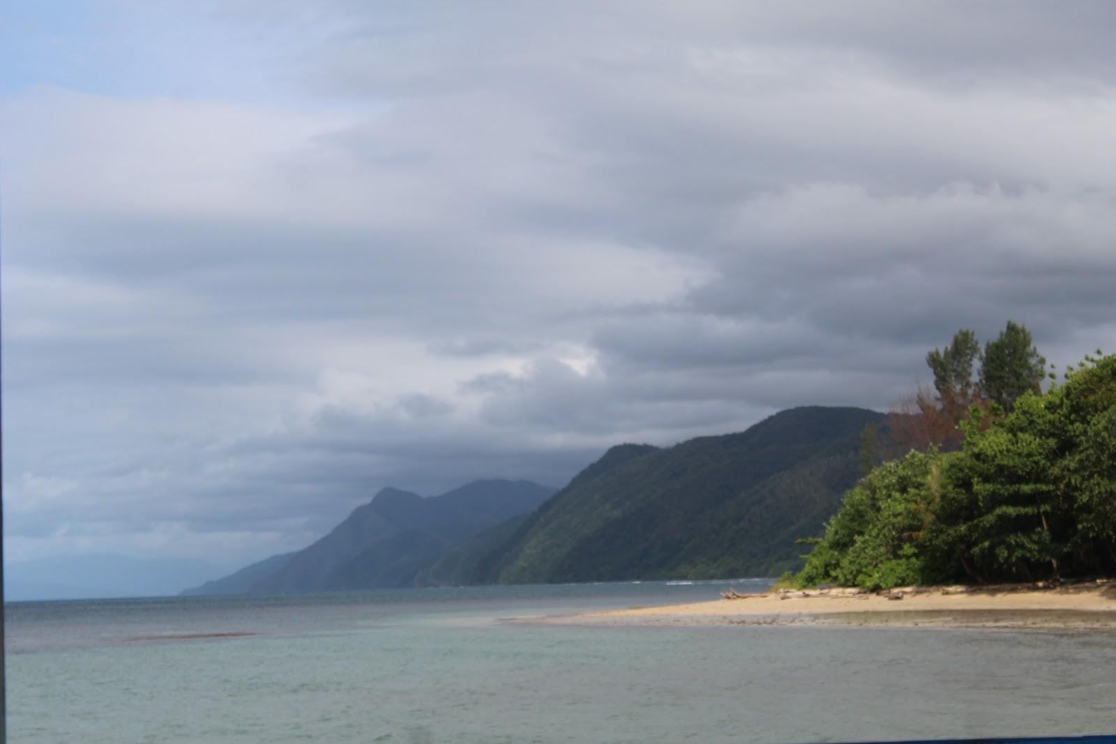 Sandee Suatolo Beach