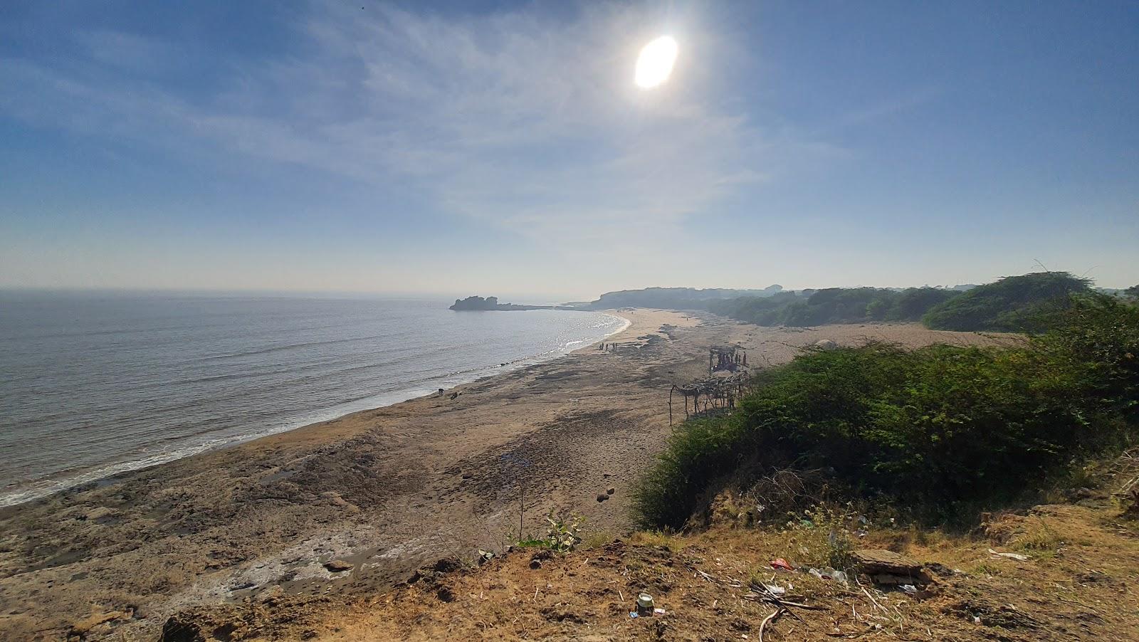 Sandee Mast Dhara Cave & Beach