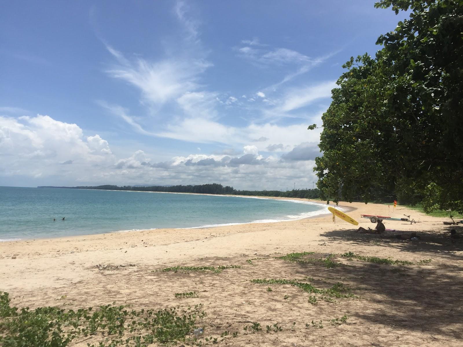 Sandee Sirinat Beach