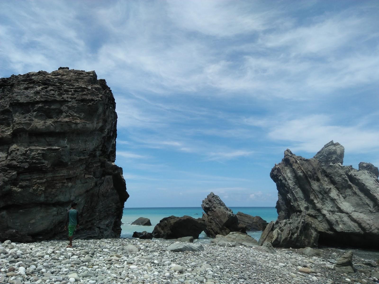 Sandee Fatu Ike Beach