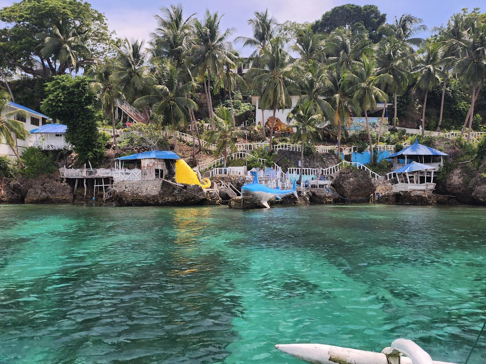 Sandee Vinapor Beach