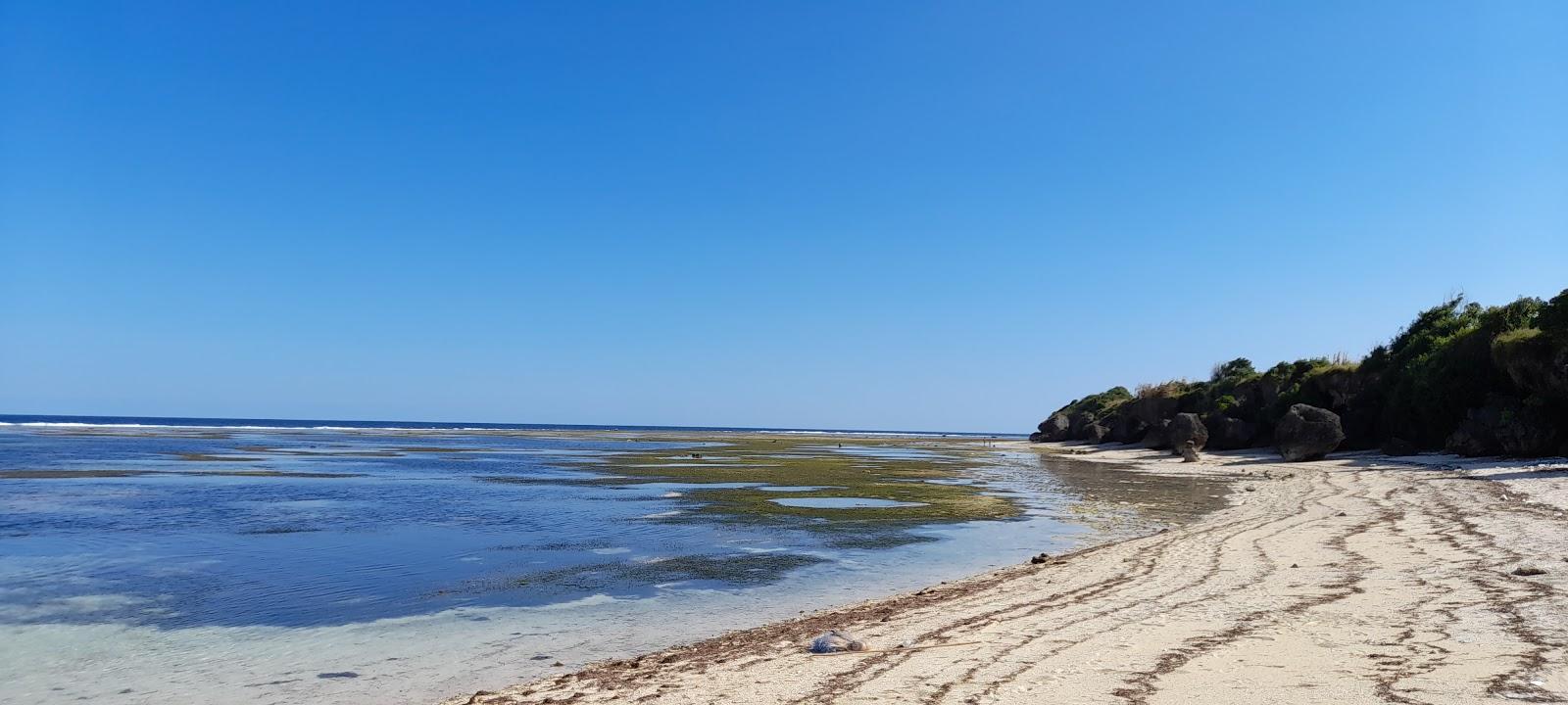 Sandee Pantai Liang Dewa
