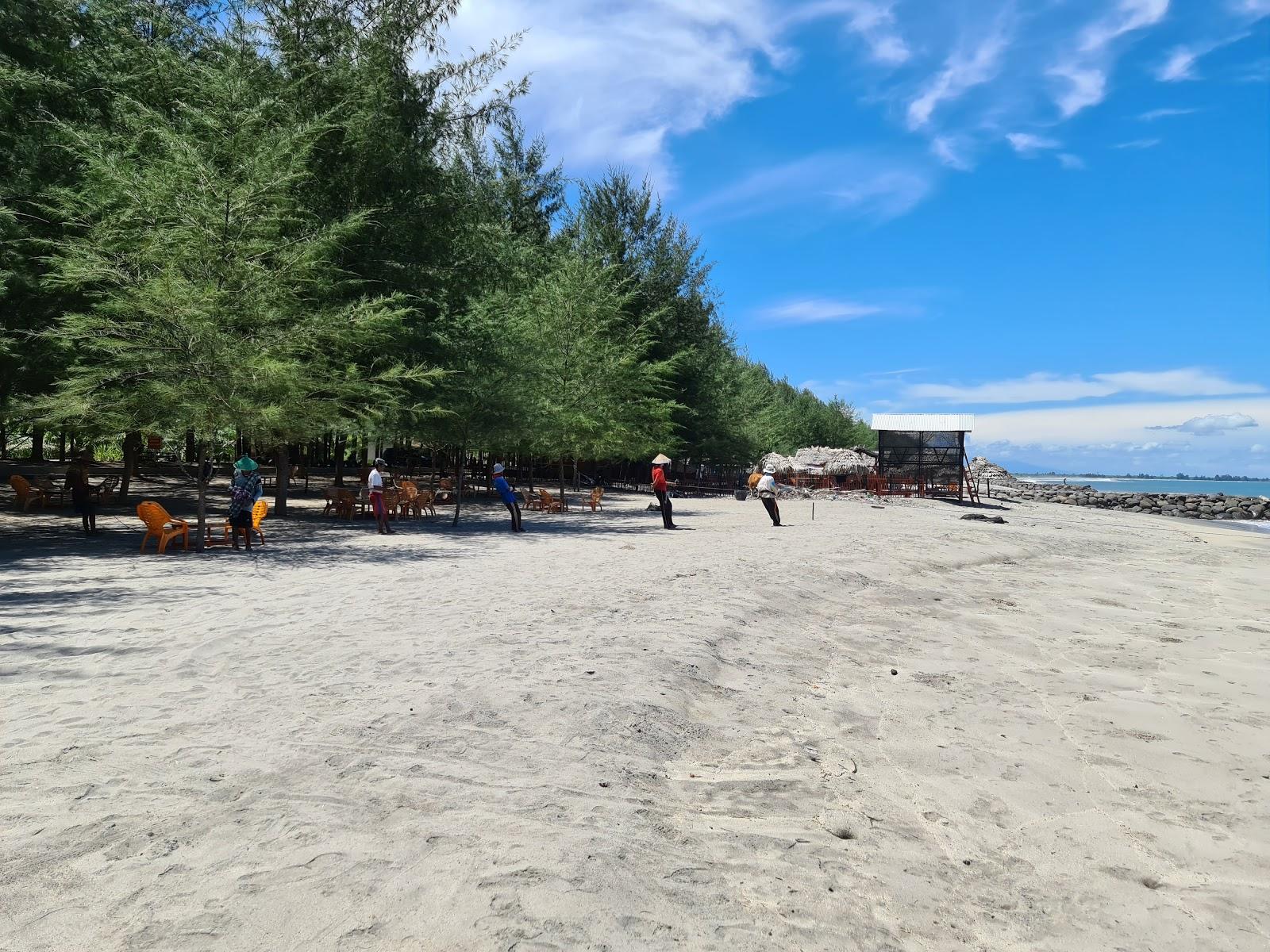 Sandee Pantai Sasak Pasaman Barat