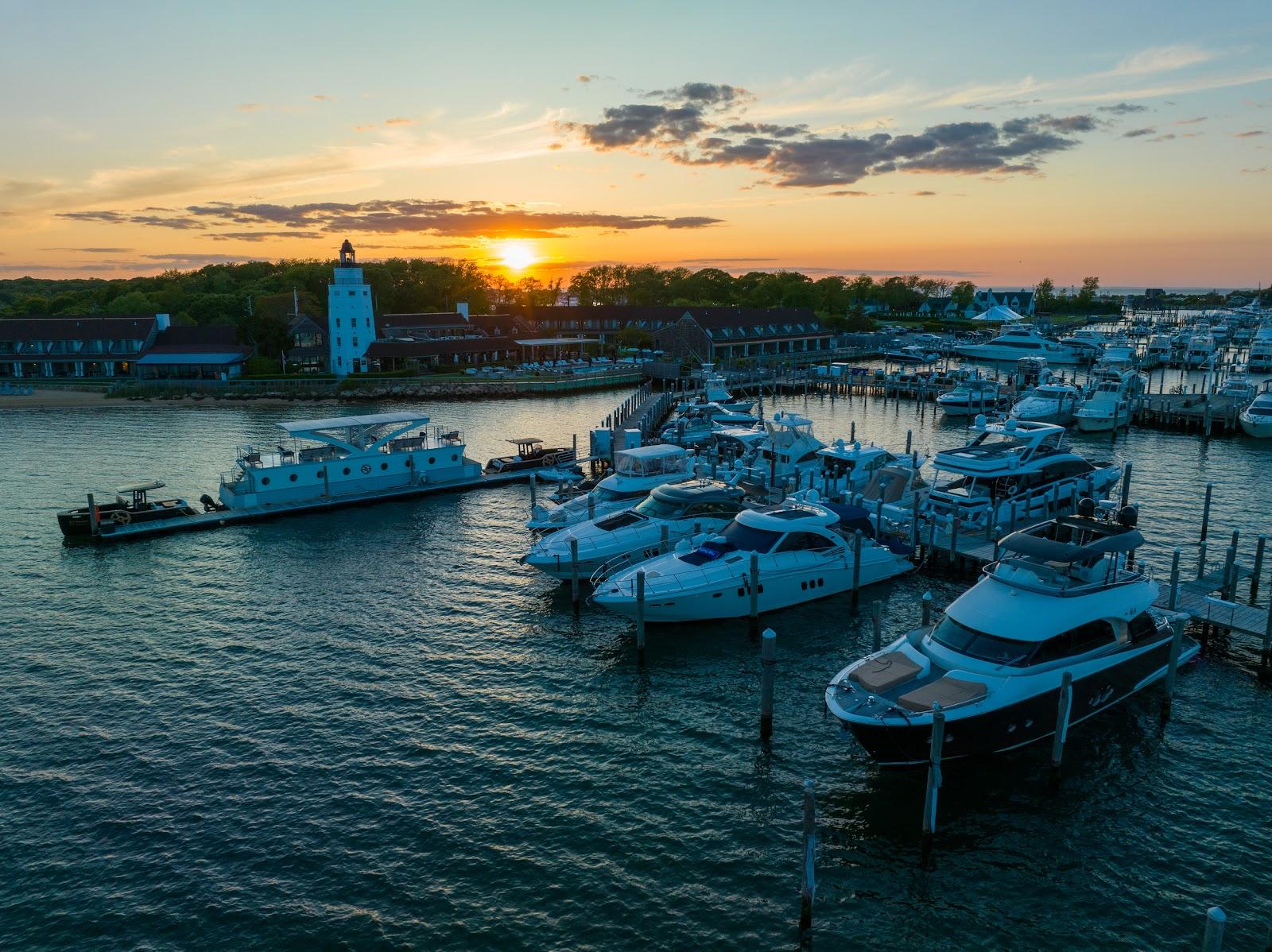 Sandee Montauk Yacht Club Resort & Marina Beach