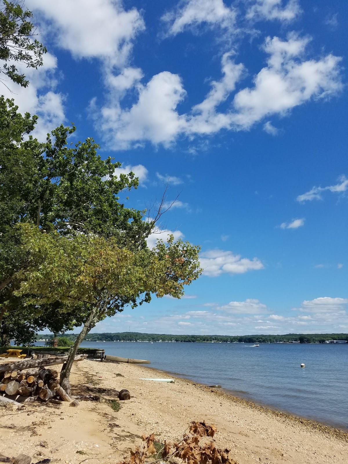 Sandee Holloway Beach