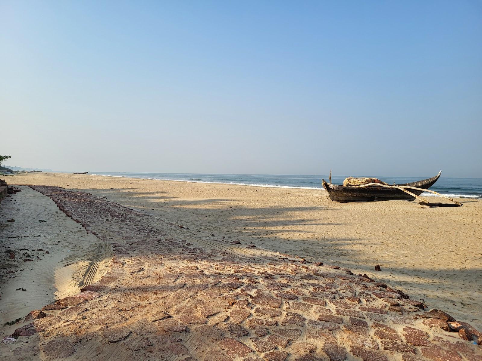 Sandee Wairy Ubhatwadi Beach