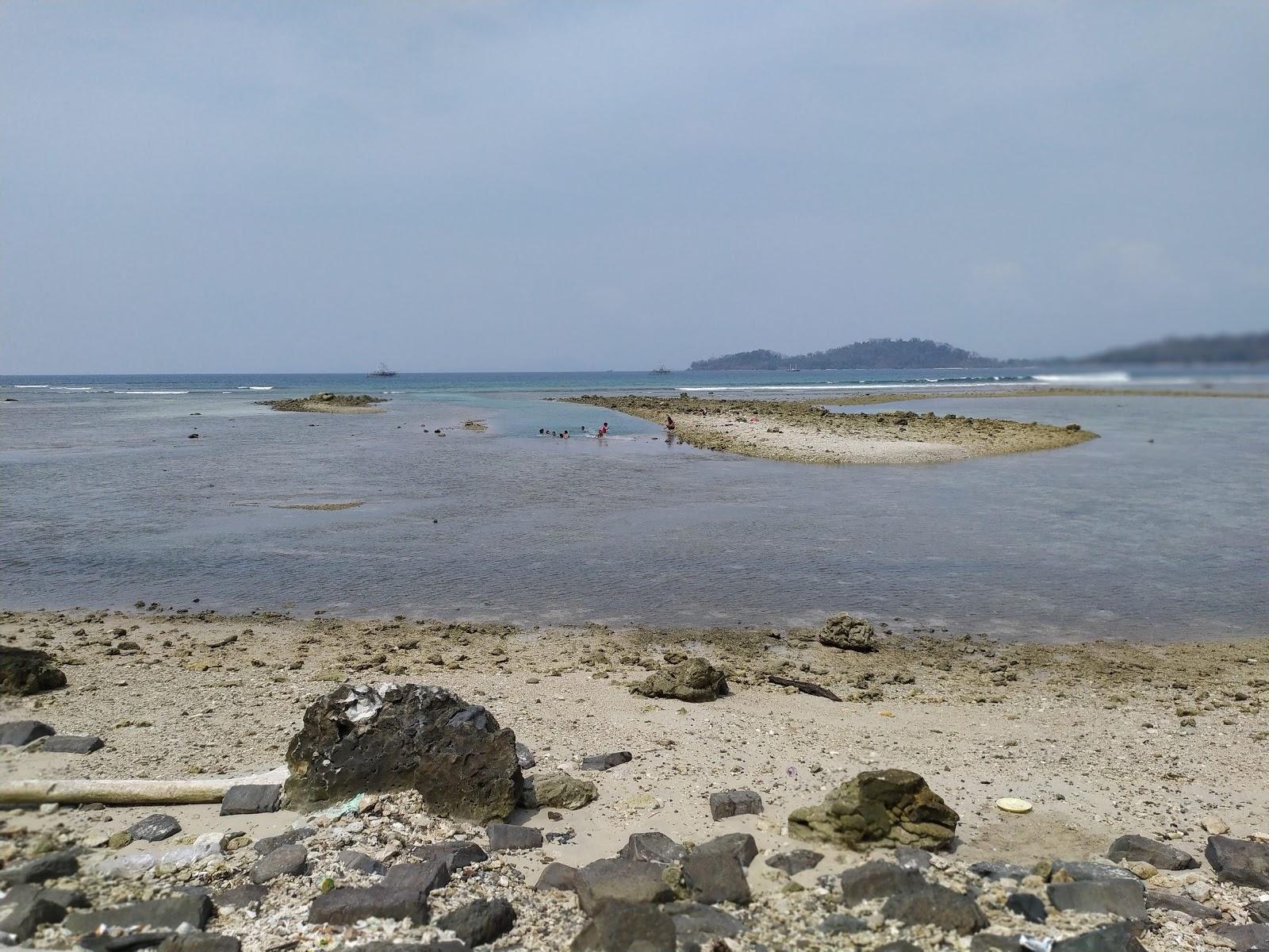 Sandee Pantai Tanjung Selaki