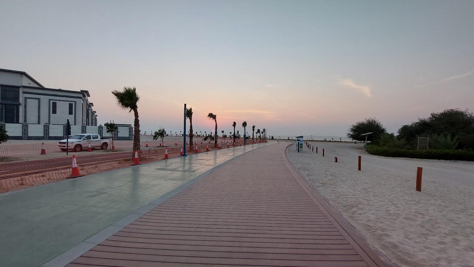 Sandee Jumeirah 3 Beach - South Beach