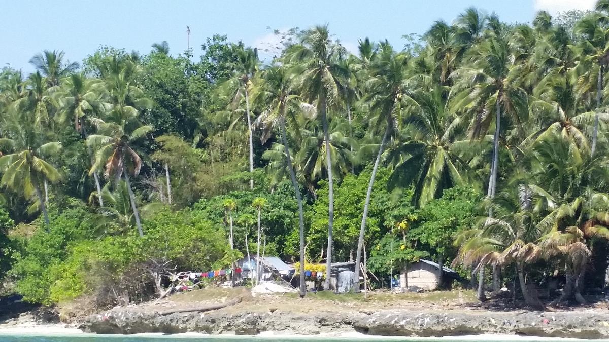 Sandee Linosutan White Sand Beach