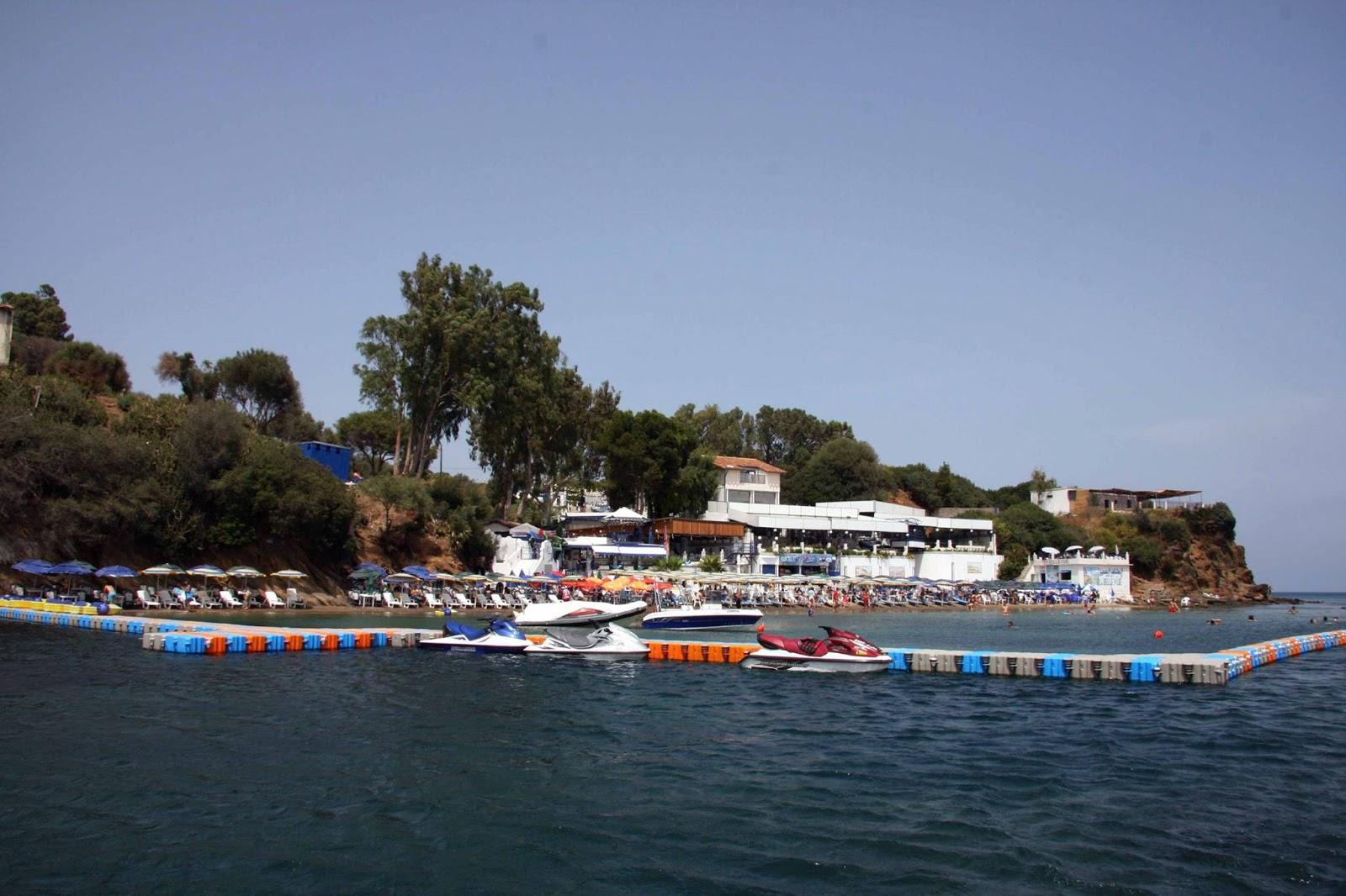 Sandee Bouna Beach