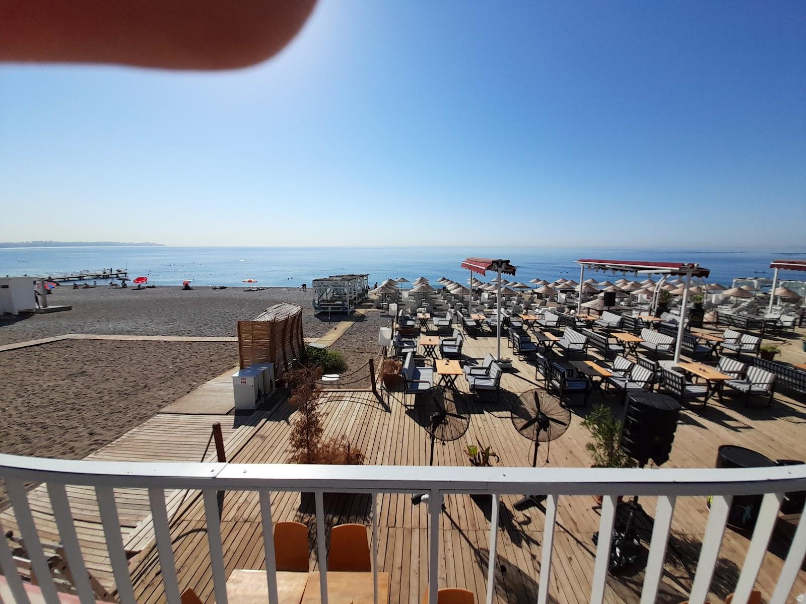Sandee Zula Beach
