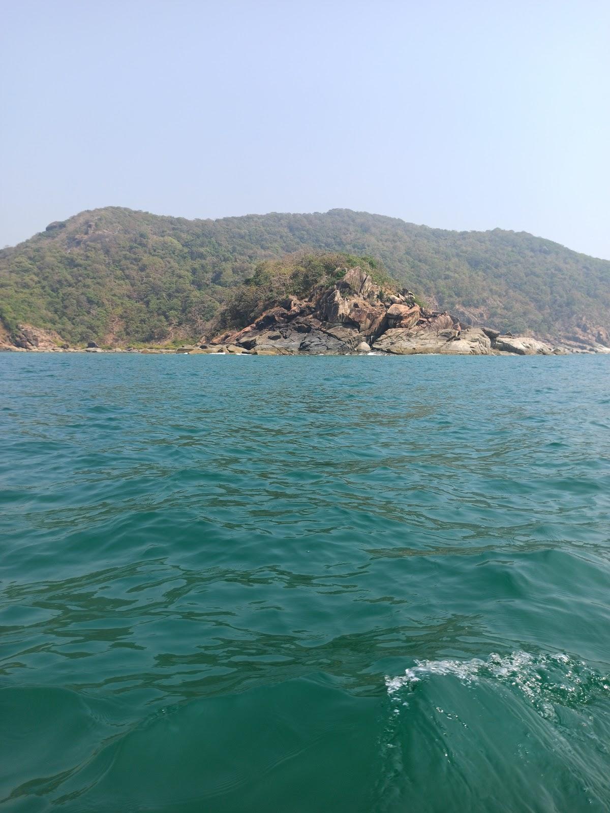 Sandee Bahari Beach