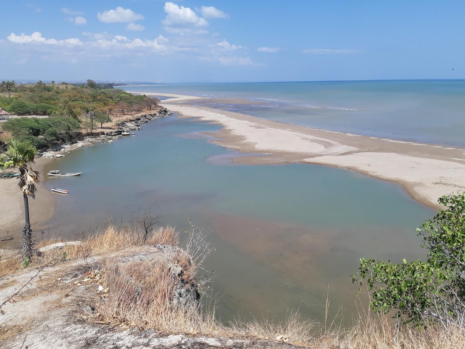 Sandee Pantai Panmuti