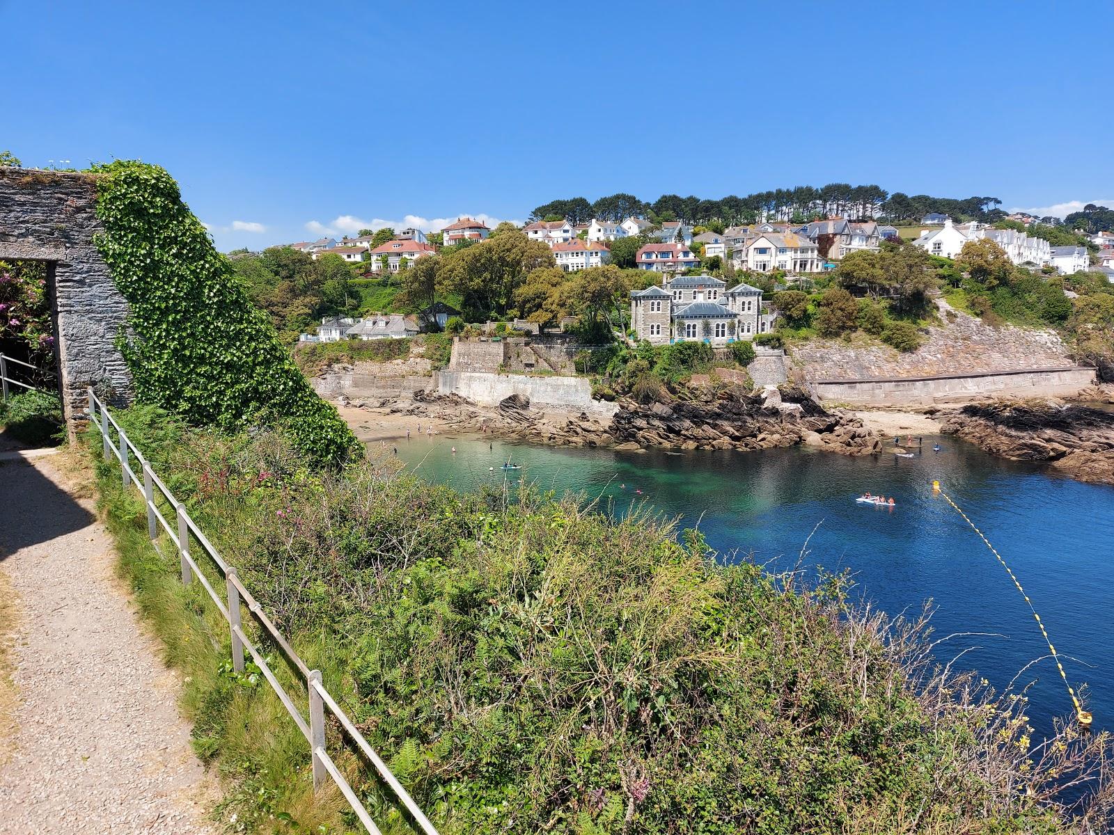 Sandee Hoodny Cove Beach