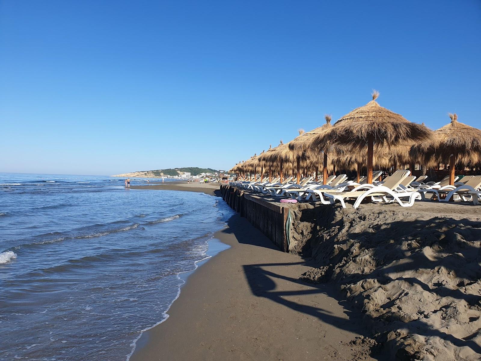 Sandee White Beach