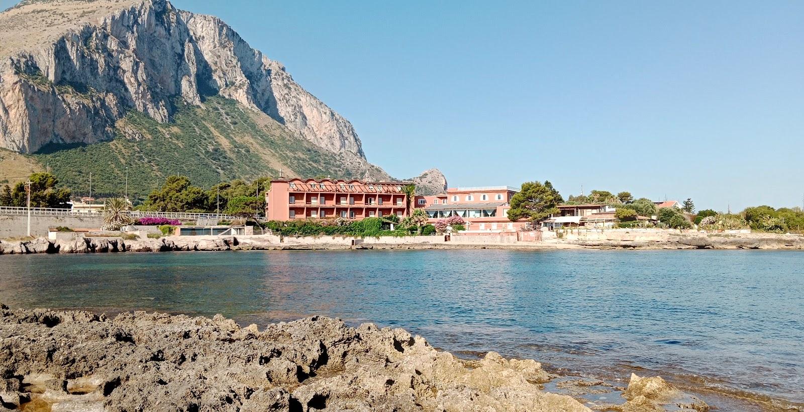 Sandee Spiaggetta Porto Rais