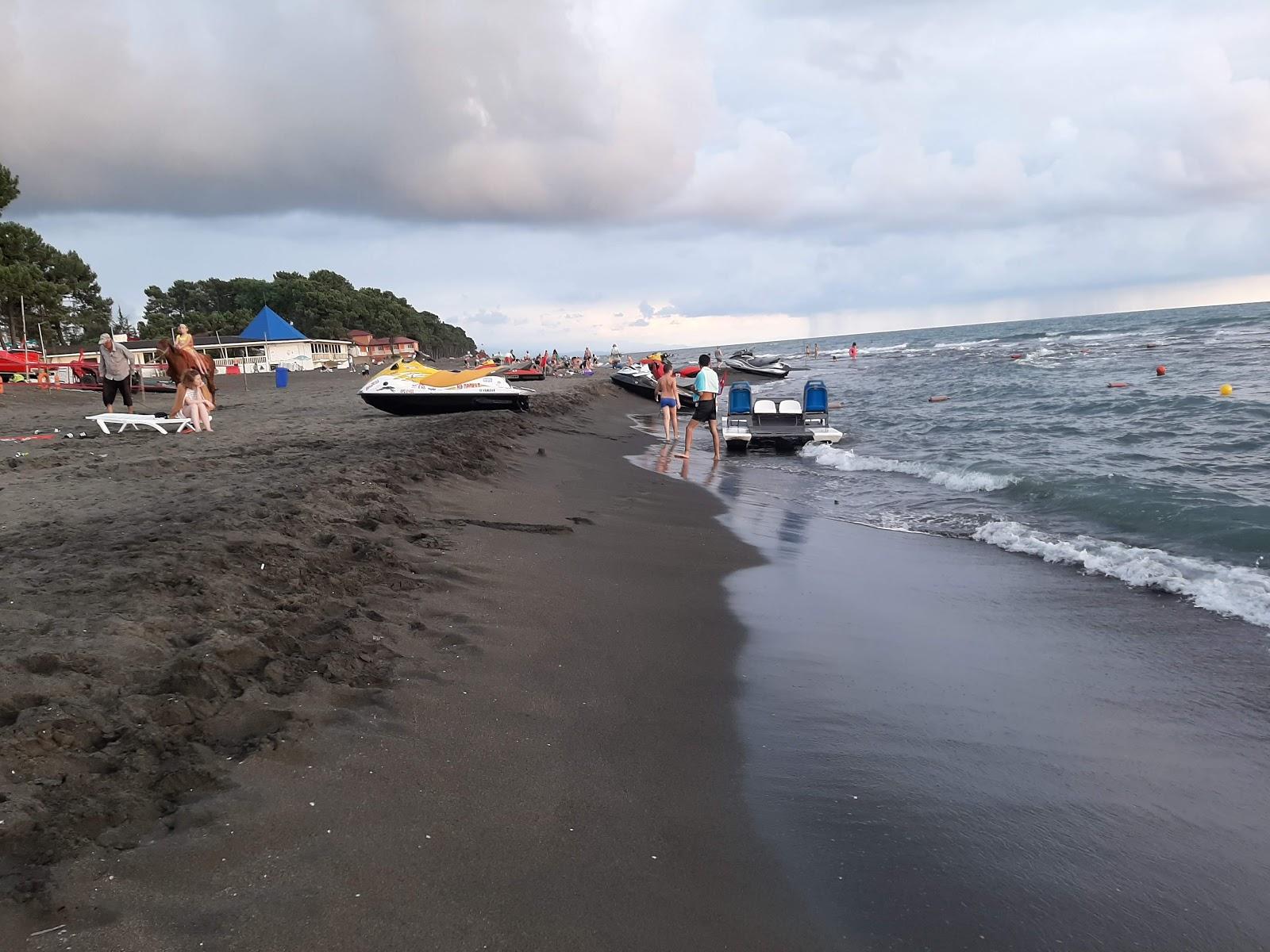Sandee Black Sands