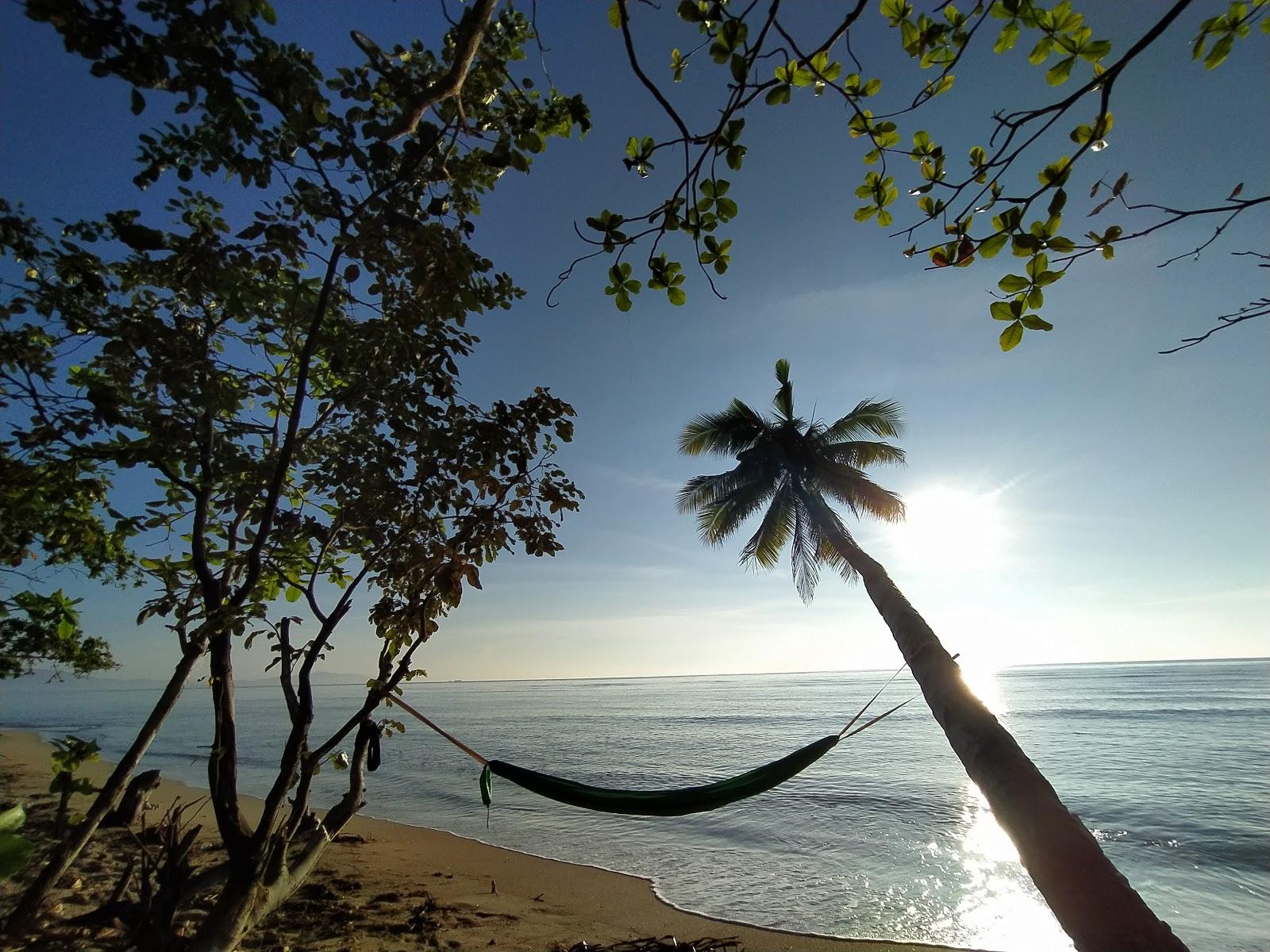 Sandee Wini Beach