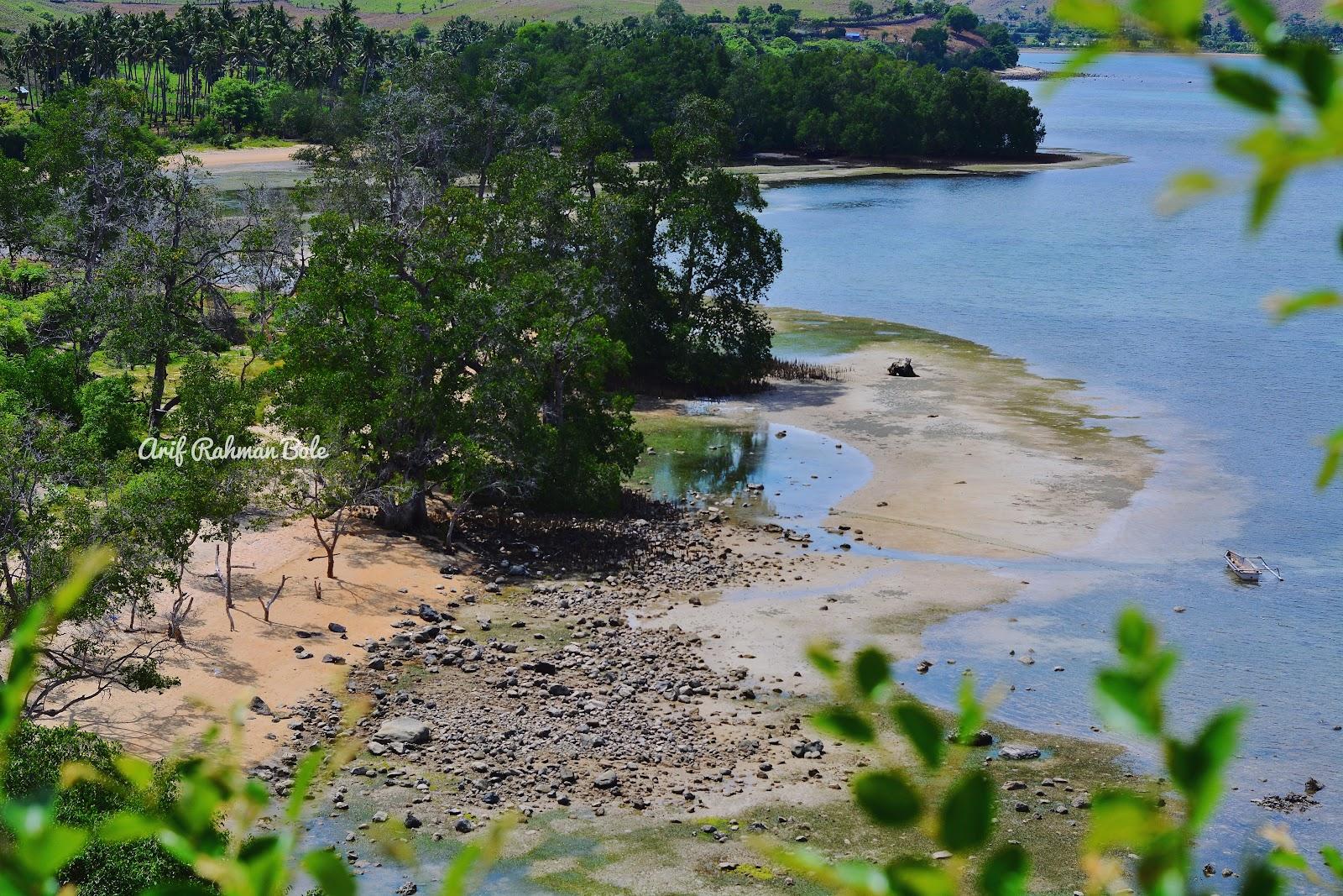 Sandee Pantai Pasir Putih Mbuju Kilo