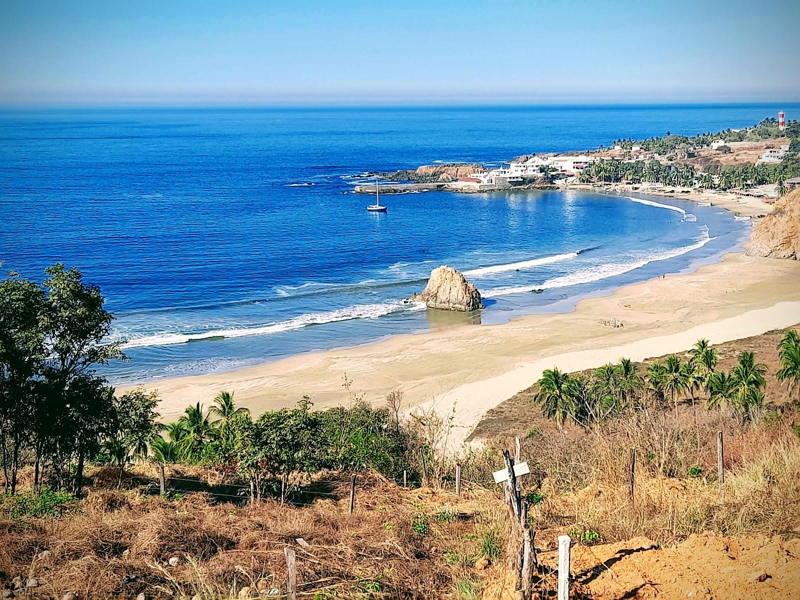 Sandee Rompeolas Caleta De Campos