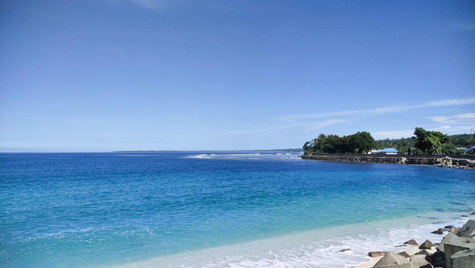 Sandee Poonthura Beach