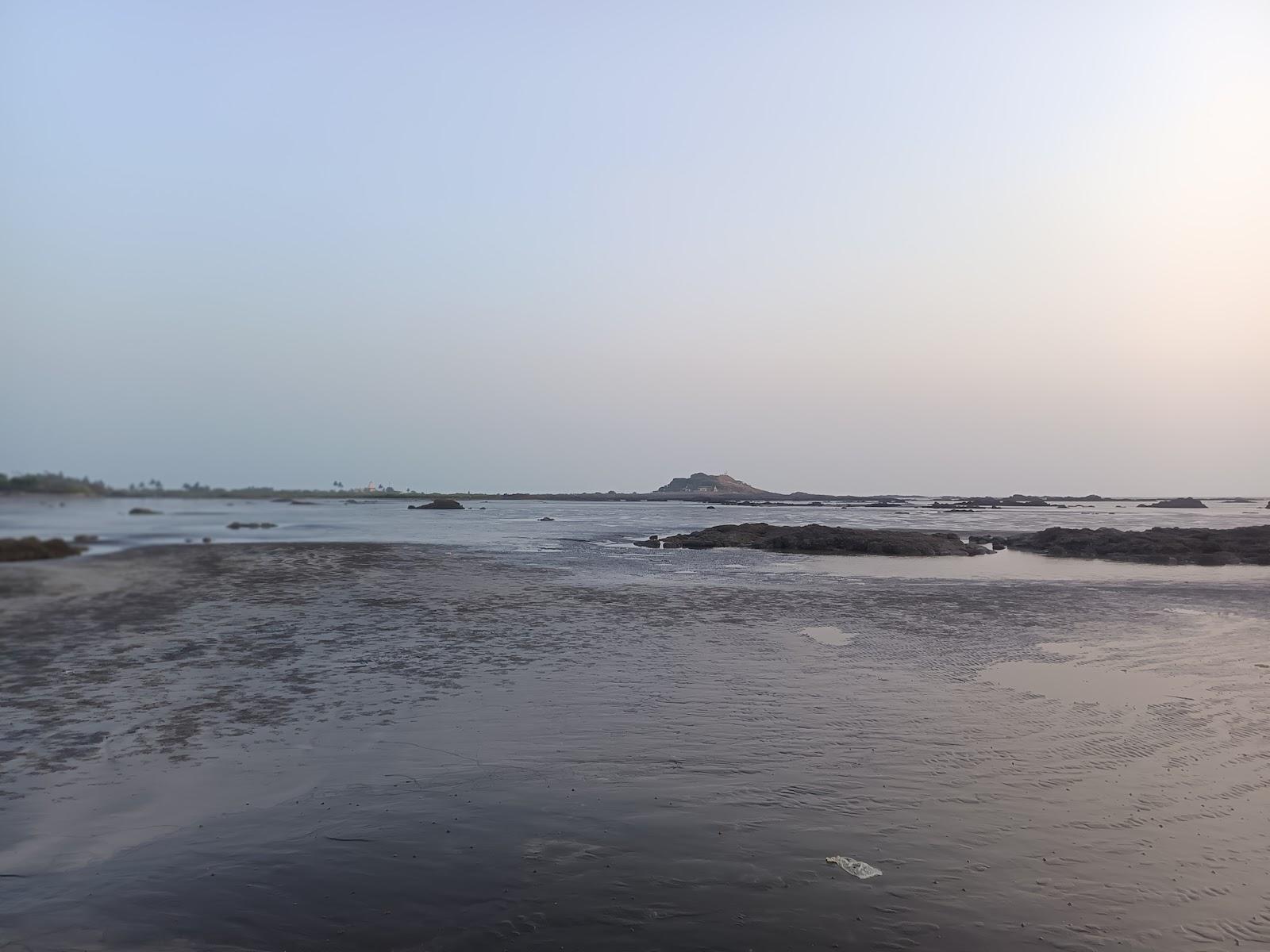 Sandee Mathane Beach