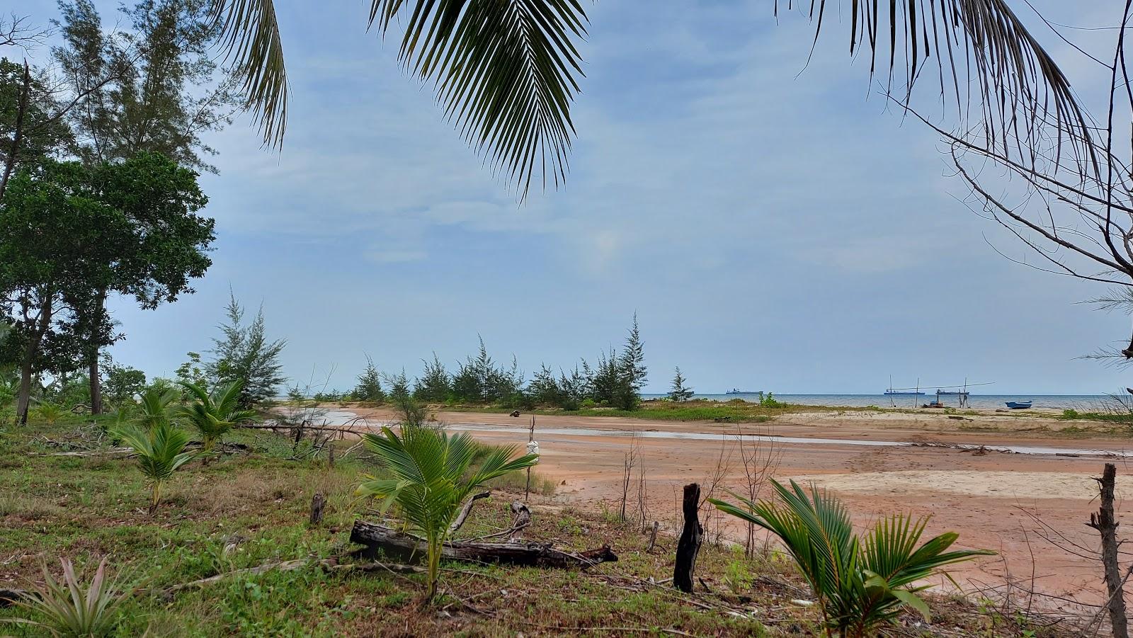 Sandee Pantai Menjelang Baru