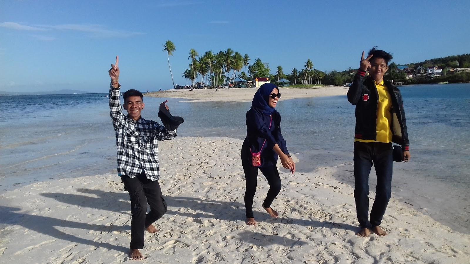 Sandee Wantopi Beach