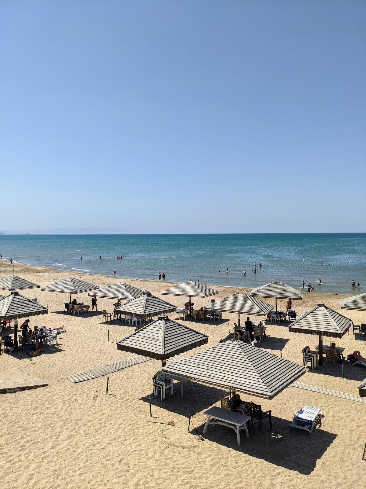 Sandee Hayat Beach