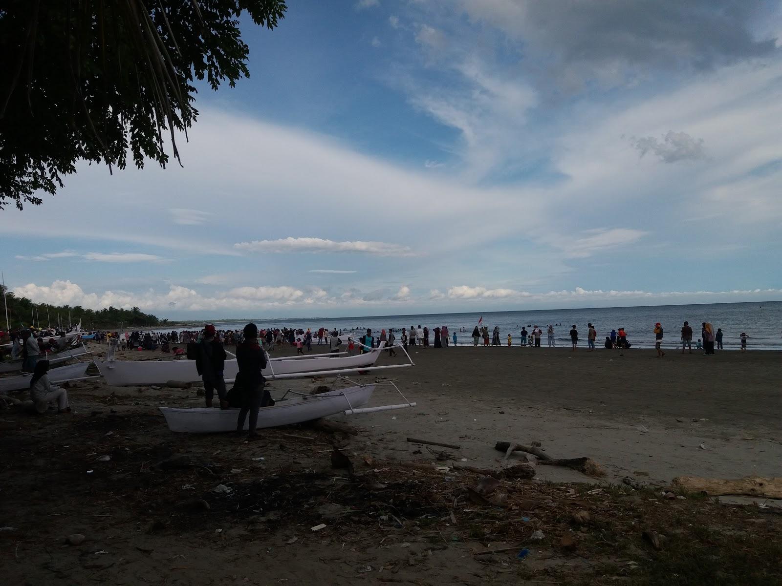 Sandee Pantai Wisata Lapeo