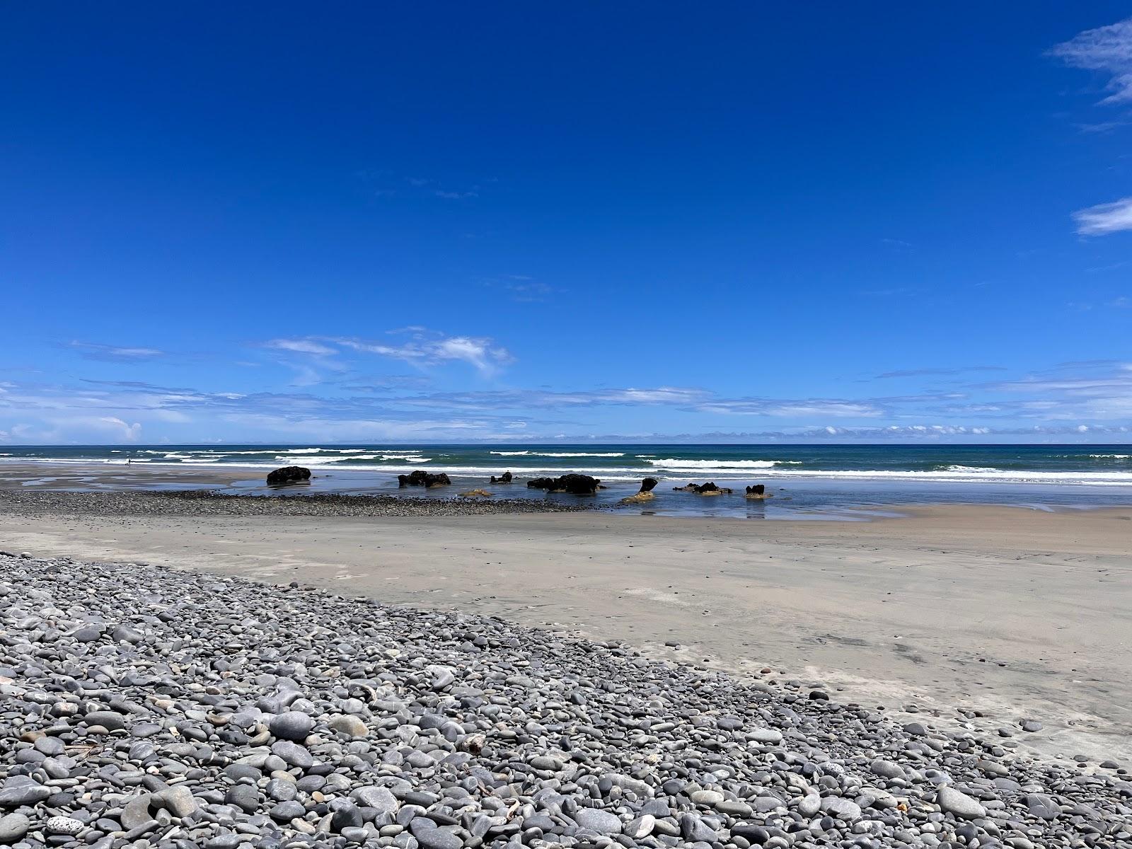 Sandee Paturau Beach