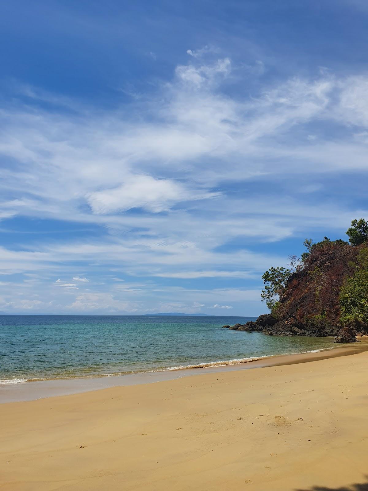 Sandee Rowor Beach