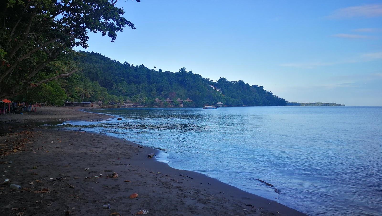 Sandee Pantai Mangatasik