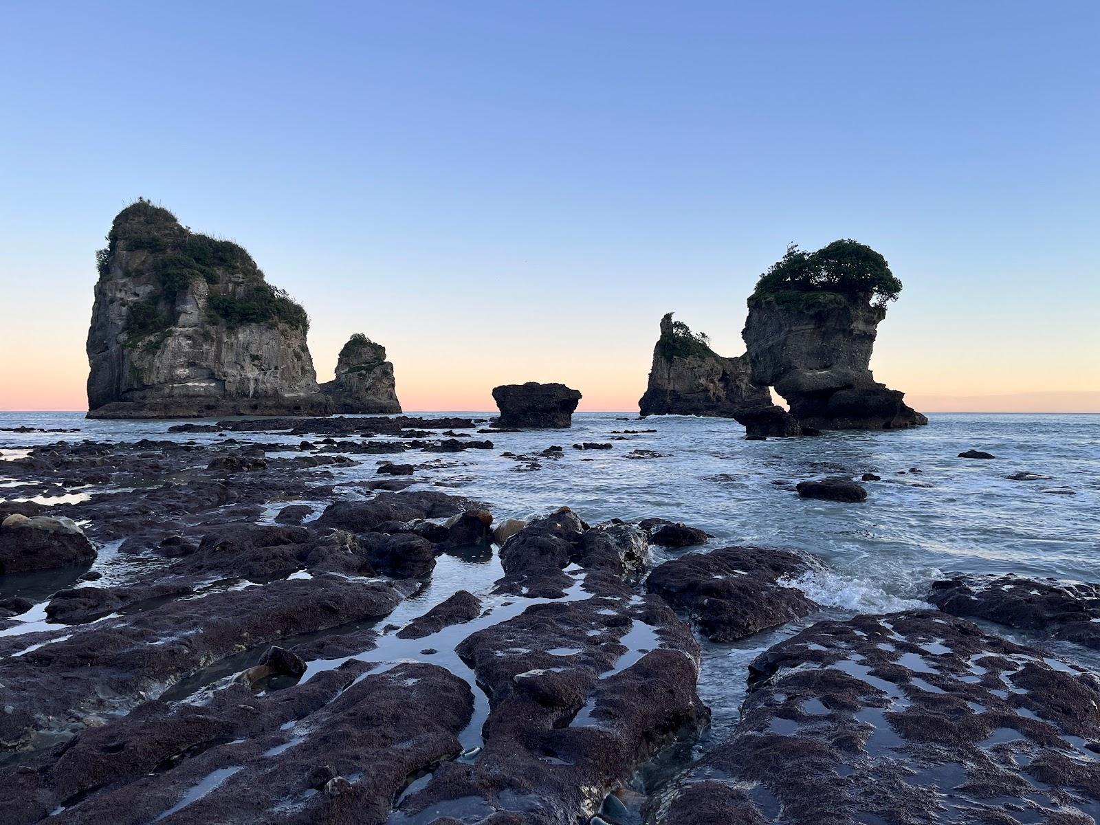 Sandee Motukiekie Beach