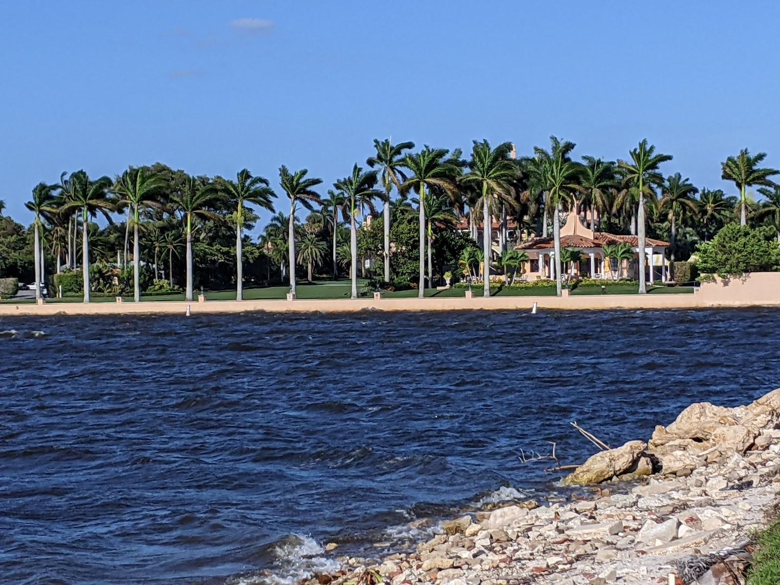 Sandee O Lago