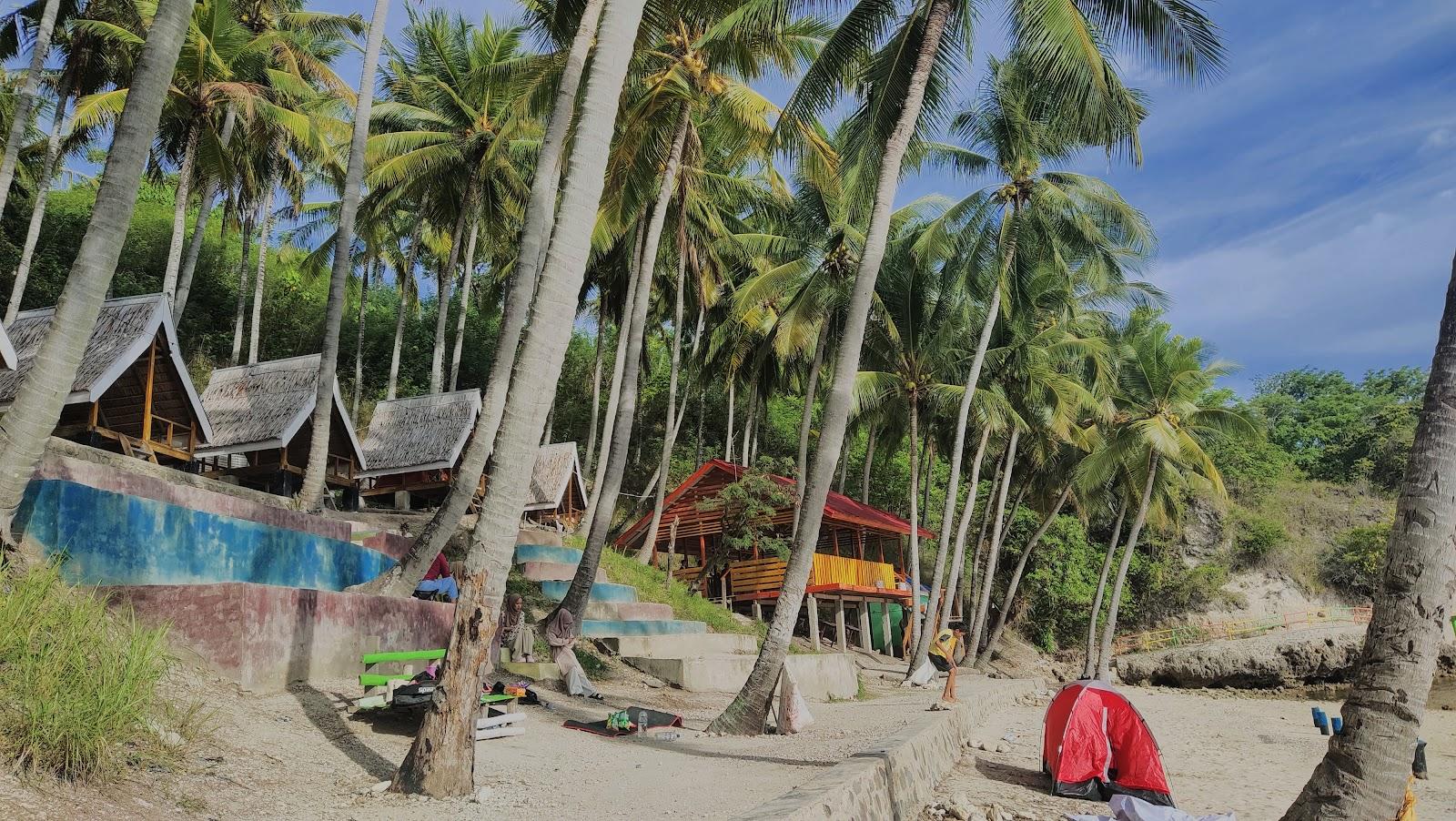 Sandee Pantai Tanjung Gading